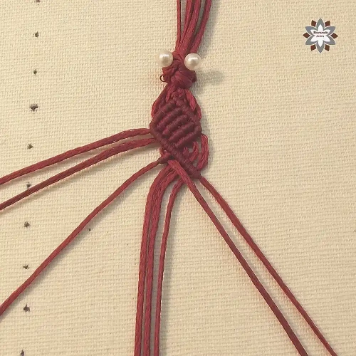 Cubes squares macrame bracelet tutorial