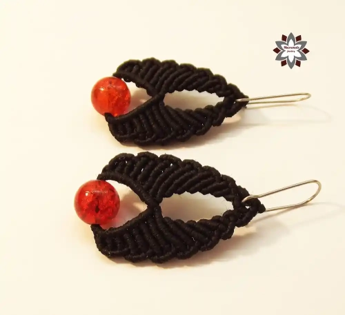 Red bead macrame earring tutorial