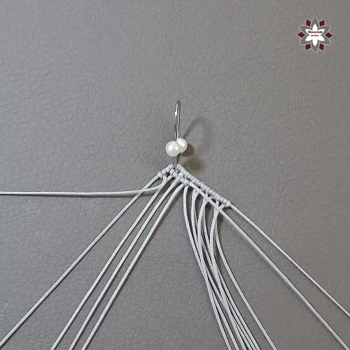 Silver macrame earring tutorial by Macramotiv